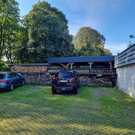 Schoene Geraeumige Ferienwohnung Am Park 塞巴特黑灵斯多夫 外观 照片